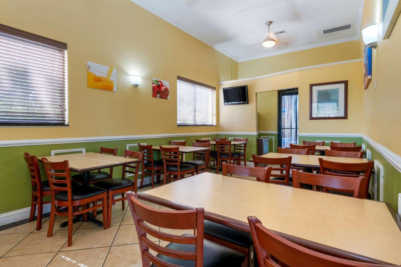 Quality Inn & Suites Mt Dora North Маунт-Дора Экстерьер фото