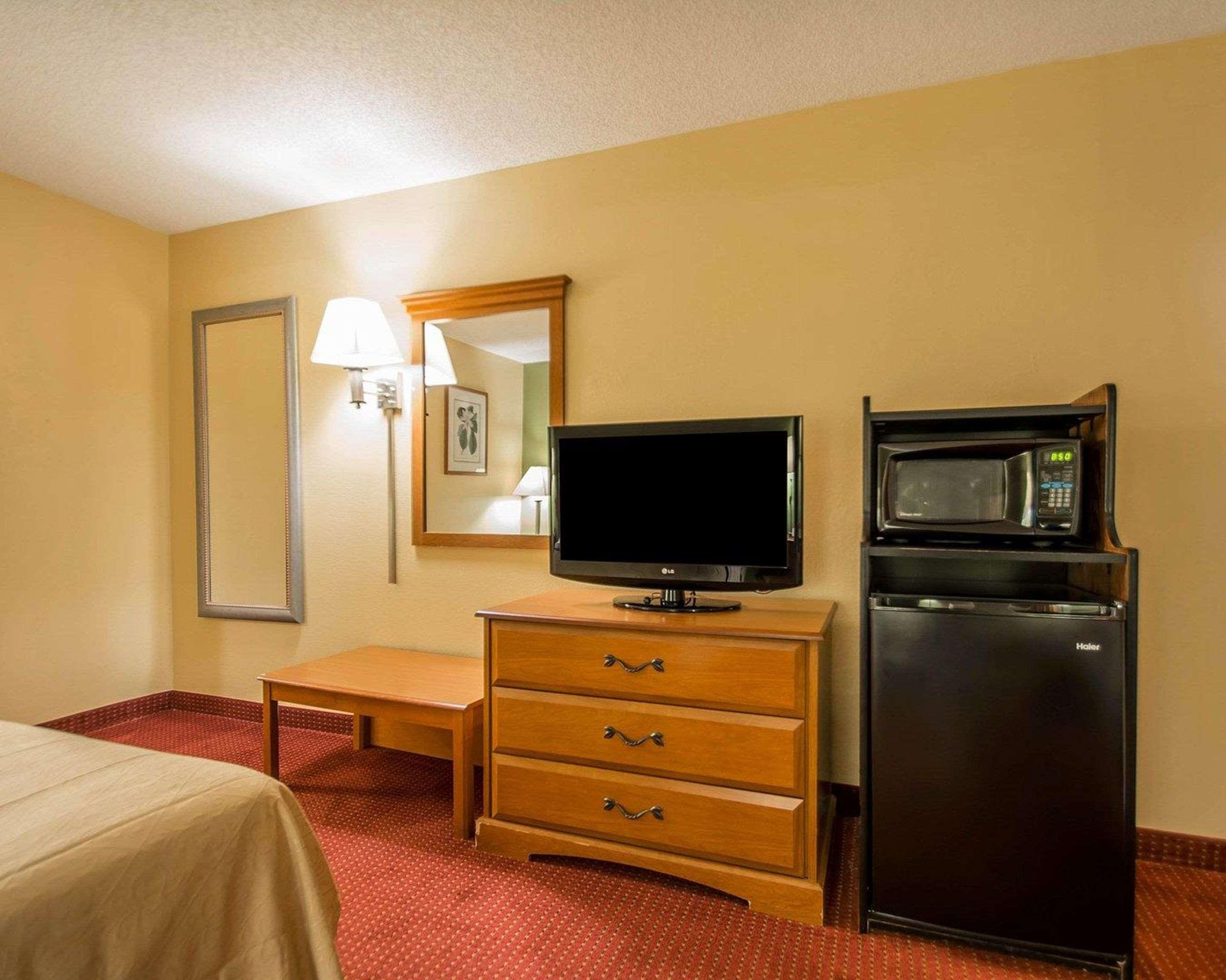 Quality Inn & Suites Mt Dora North Маунт-Дора Экстерьер фото