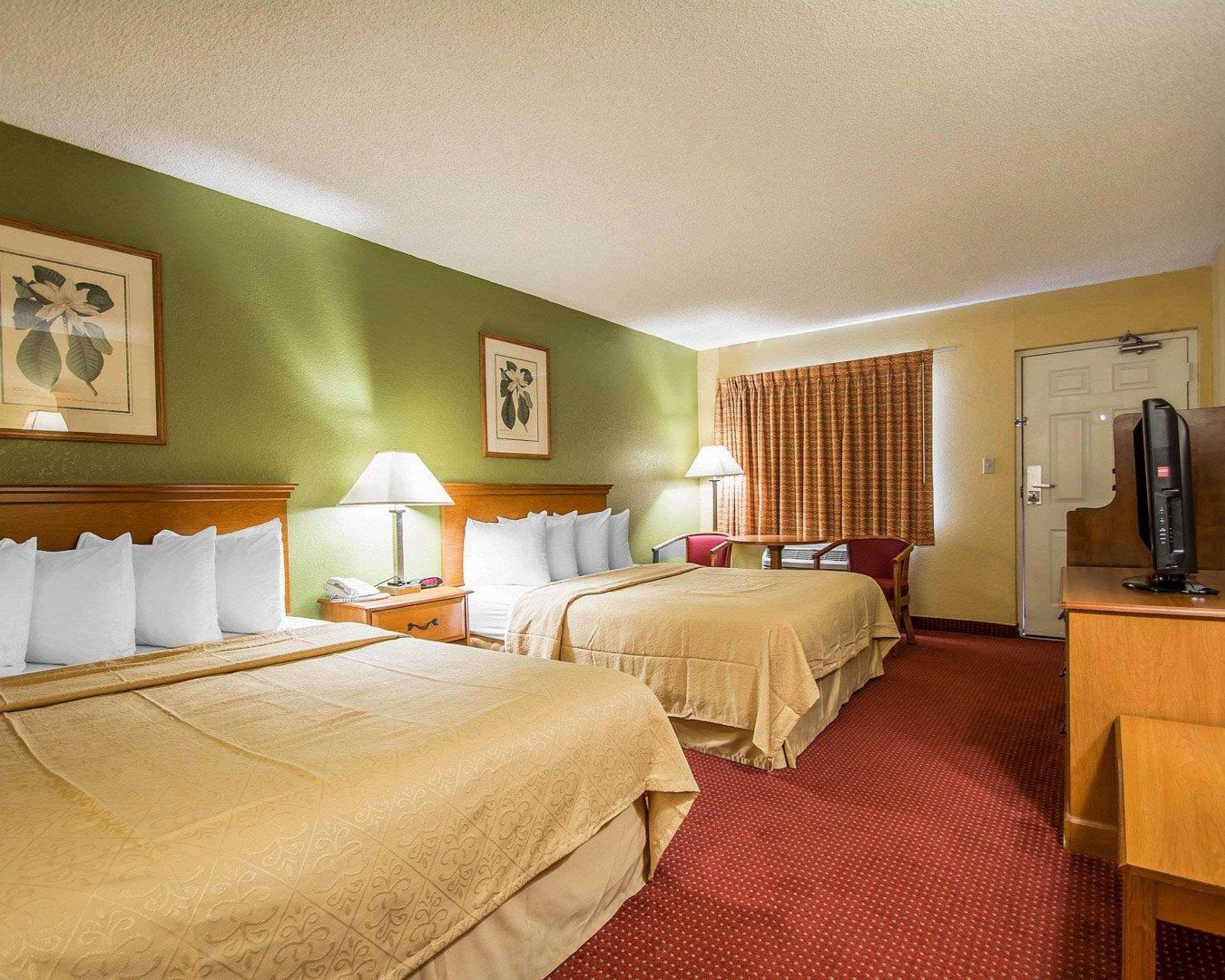 Quality Inn & Suites Mt Dora North Маунт-Дора Экстерьер фото