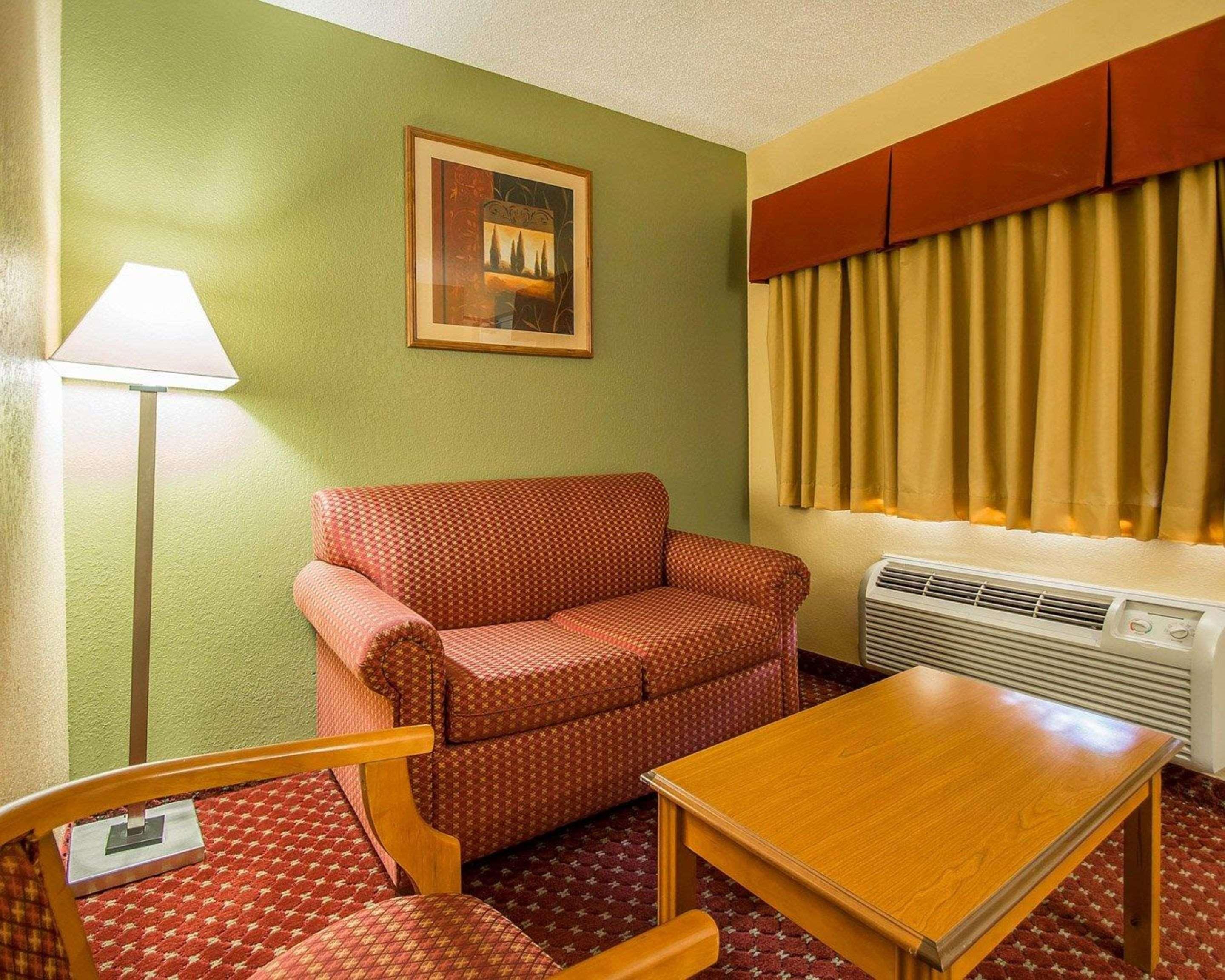 Quality Inn & Suites Mt Dora North Маунт-Дора Экстерьер фото