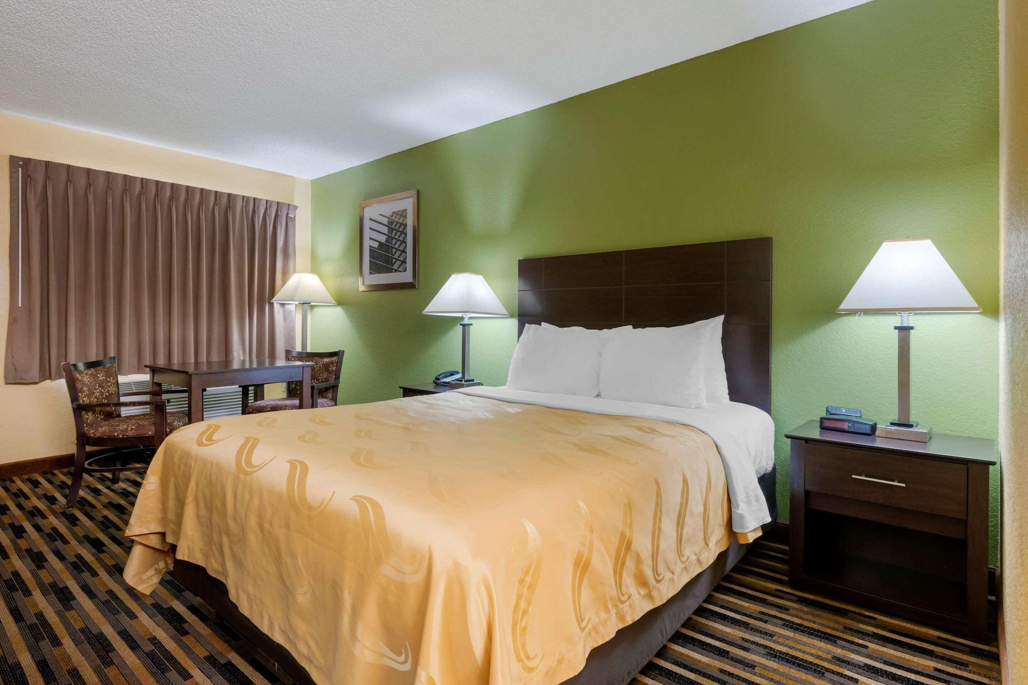 Quality Inn & Suites Mt Dora North Маунт-Дора Экстерьер фото